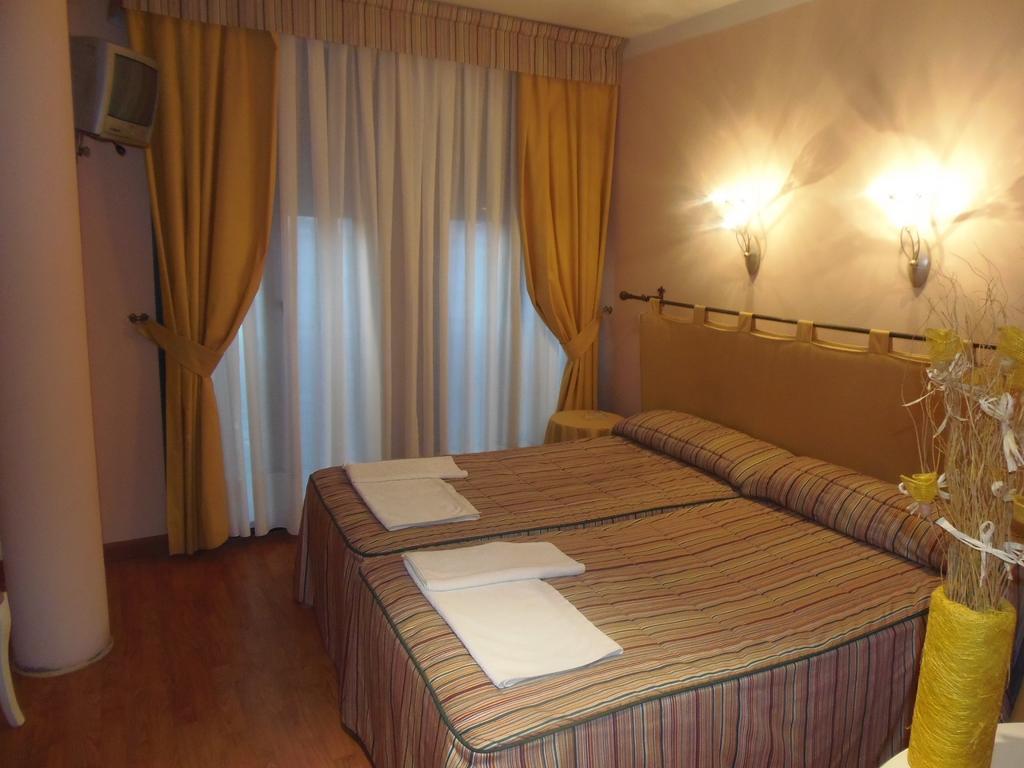 Hostal Stop Cantalejo Pokój zdjęcie