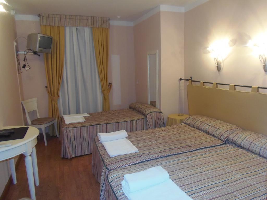 Hostal Stop Cantalejo Zewnętrze zdjęcie